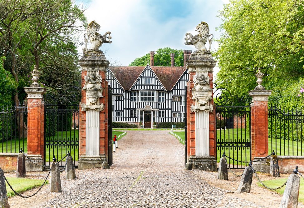 Frewen College